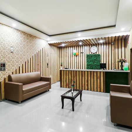 Hotel Grand 81 Faridabad Exteriör bild